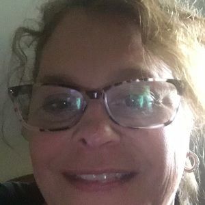 Meet your Posher, Suzanne